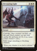 Devouring Light (M15-009)  Foil - Magic 2015